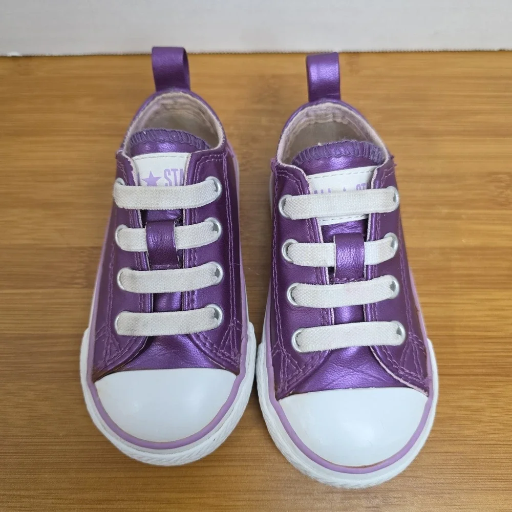 Converse Chuck Taylor All Star Purple Infant Size 5 Hook Loop Sneakers 726104F